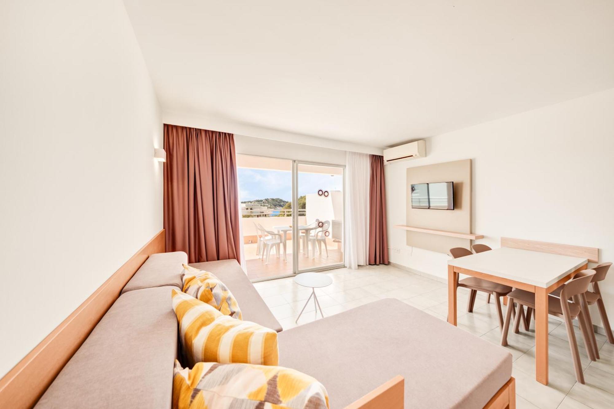Apartamentos Vista Club Santa Ponça Buitenkant foto